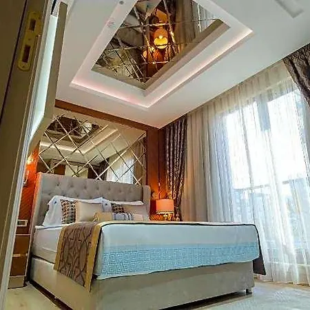 Hotel Elysium Deluxe 4*