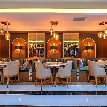 Hotel Elysium Deluxe 4*